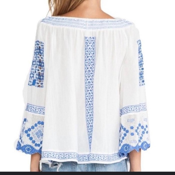 Beautiful rare top bohemian white and blue embroidered design. Can be worn off s - Picture 11 of 11